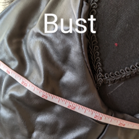 Faux Fur/Leather Vest - Picture 10 of 13